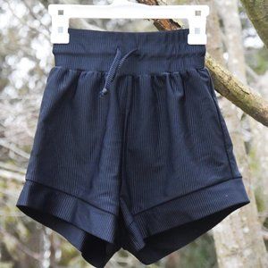 FIVE Dancewear Ribbed Black Shorts Youth Medium